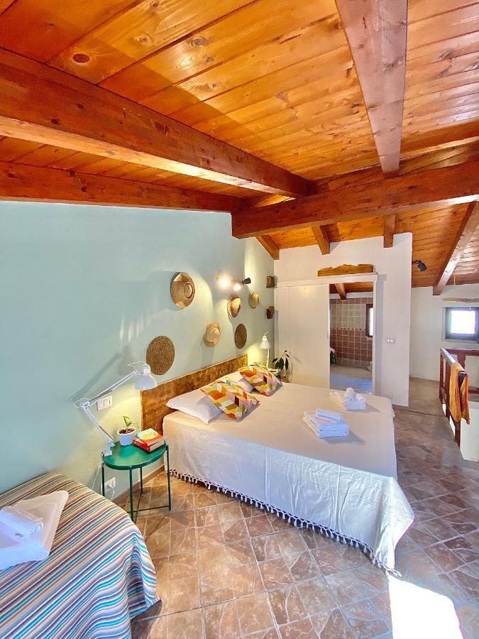 Casadina Apartment Iun Q2891 Oschiri Екстериор снимка